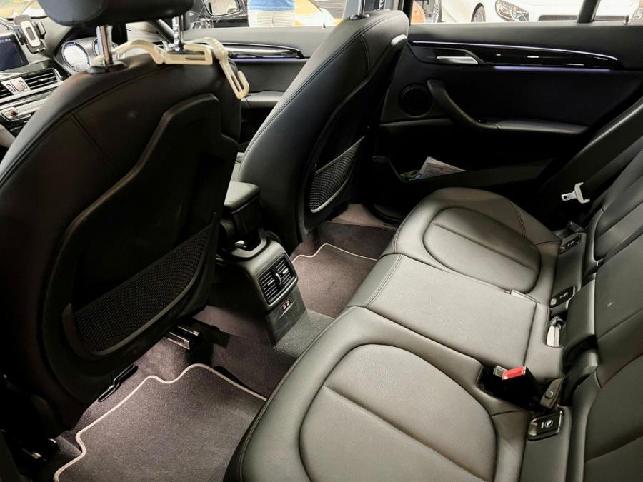 X1 sDrive18iA xLine - Image 8